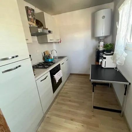 Loft Moderno In Centro, A 5 Minuti Dal Mare ! Nettuno